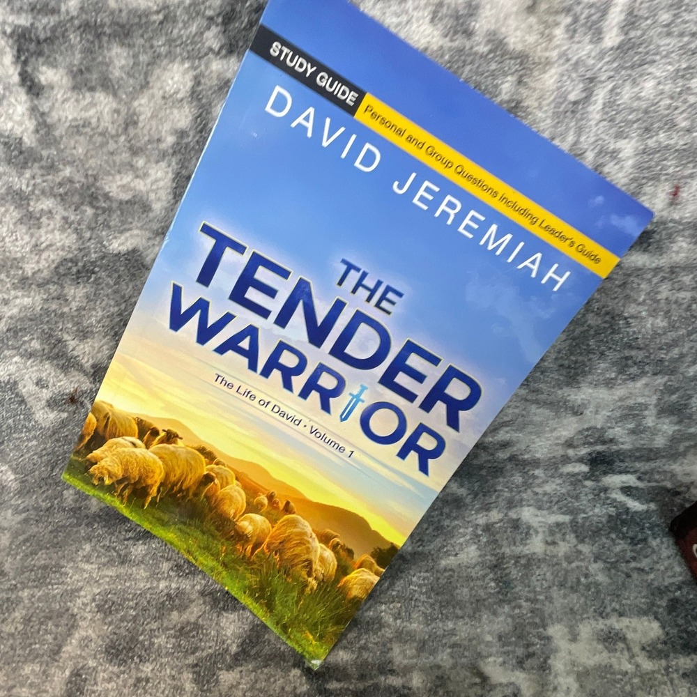 David Jeremiah‎ The Tender Warrior Vol 1 Study Guide Paperback Christian Bible